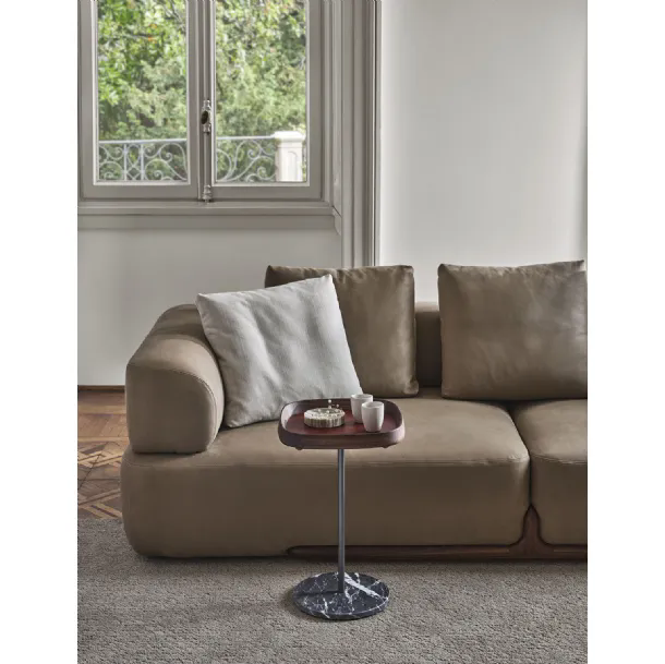 Tavolio Fritz 7 in cuoietto e legno di Porada