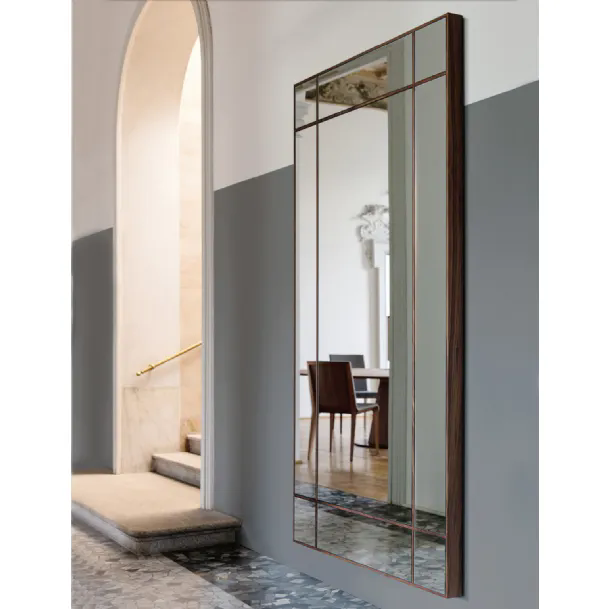 Specchio con decorazioni in legno massello Four Seasons di Porada