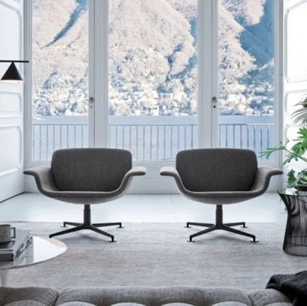 Poltroncina KN01 Swivel Lounge Chair di Knoll