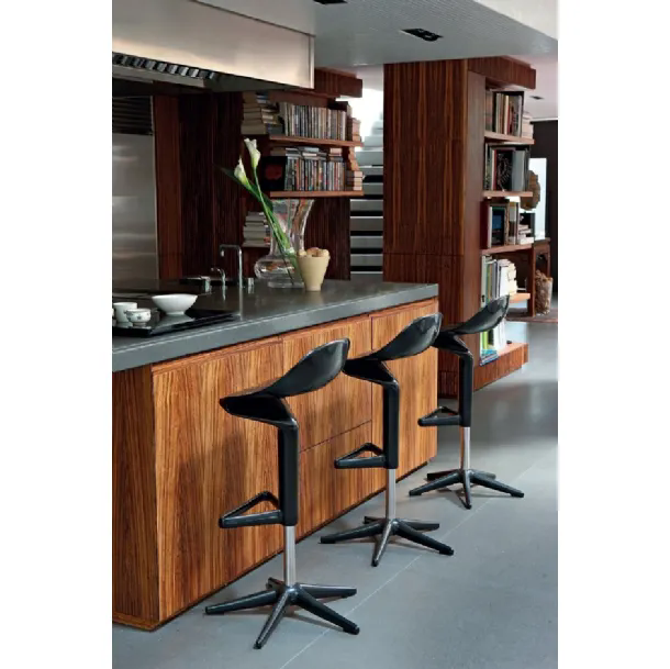 Sgabello Spoon Stool in polipropilene Nero di Kartell