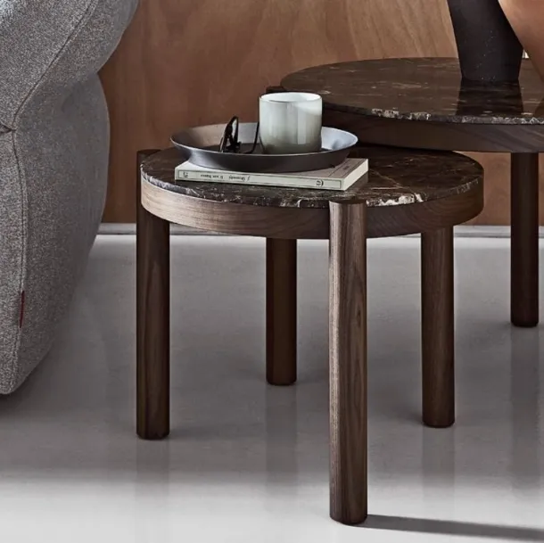 Tavolino moderno in legno e marmo Gustav di Flexform