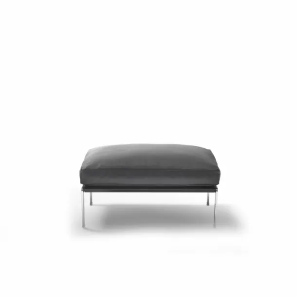 Pouf Lifesteel in pelle con piedini in metallo di Flexform