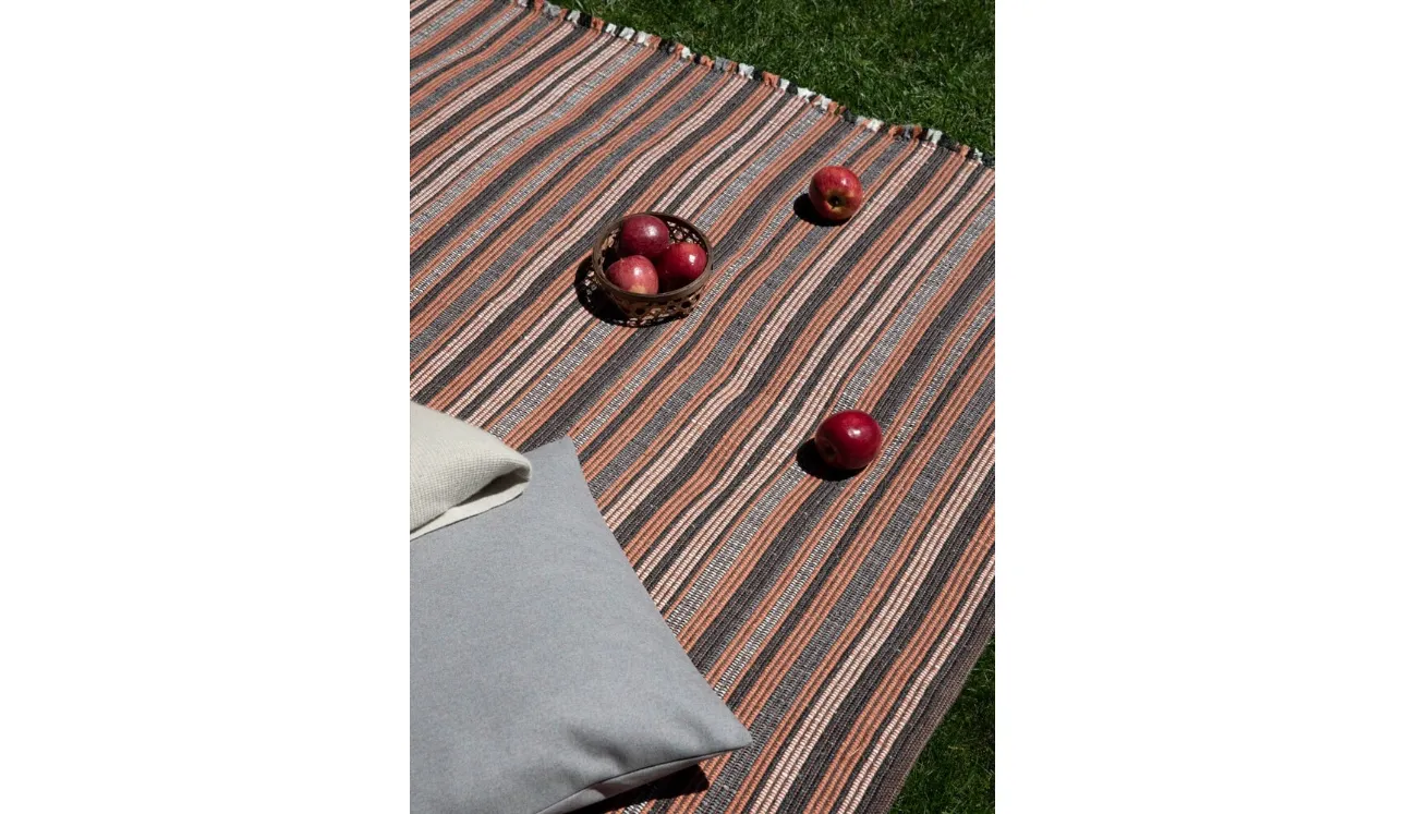 Tappeto outdoor Prune di Amini