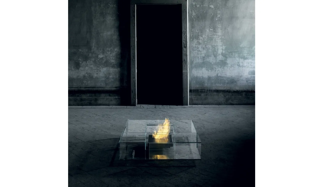 Tavolino Seasons in cristallo versione con Bruciatore Bioetanolo di Glas Italia