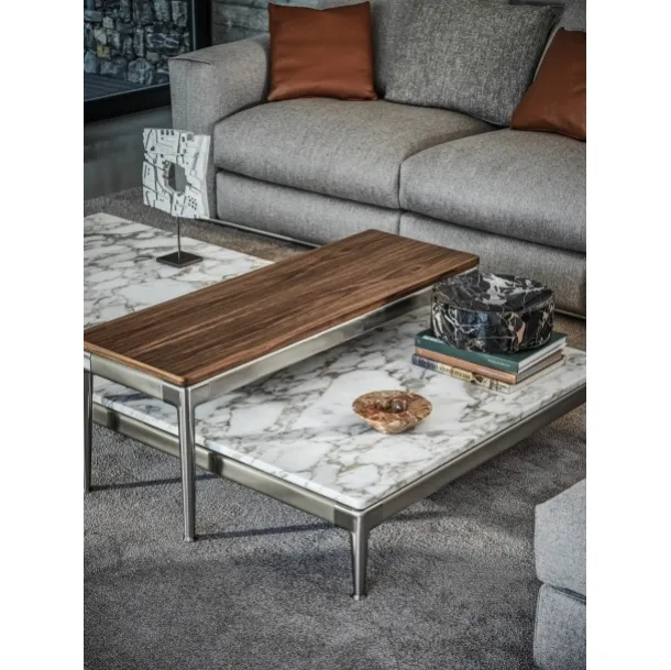 Tavolino Pico con base in alluminio e top in marmo e legno di Flexform