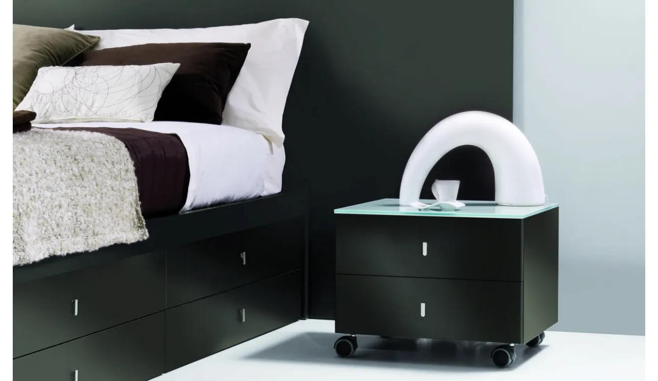 Comodino Light con Top in Vetro di Ime Arredamenti