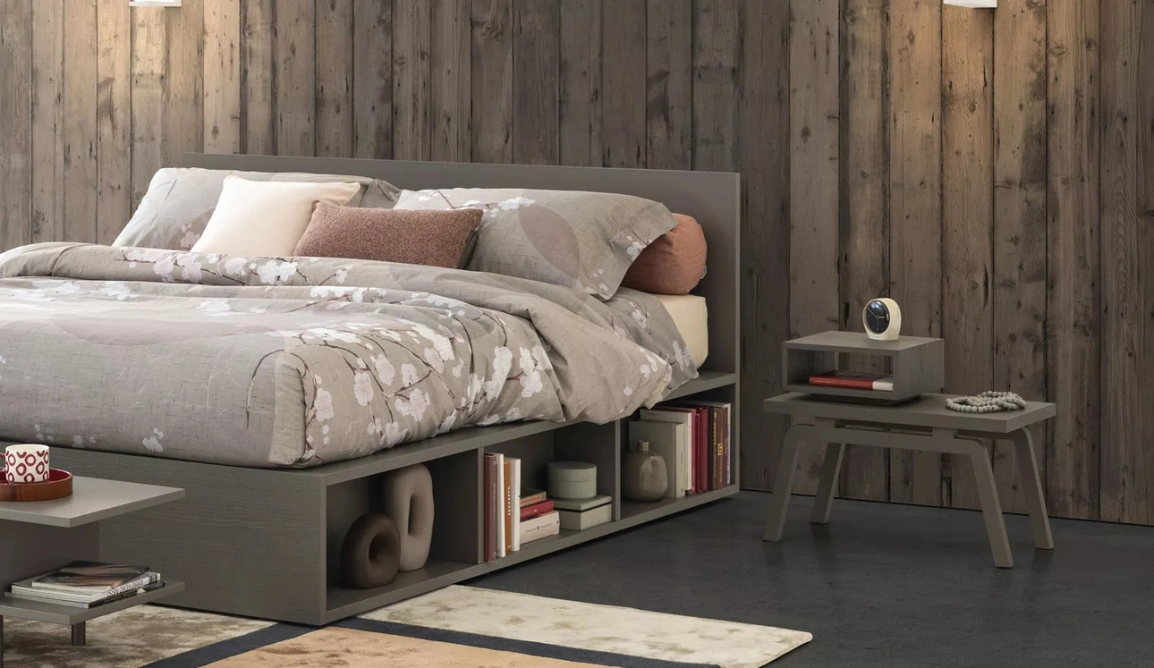 Comodino Stock con vano a giorno di Oggioni