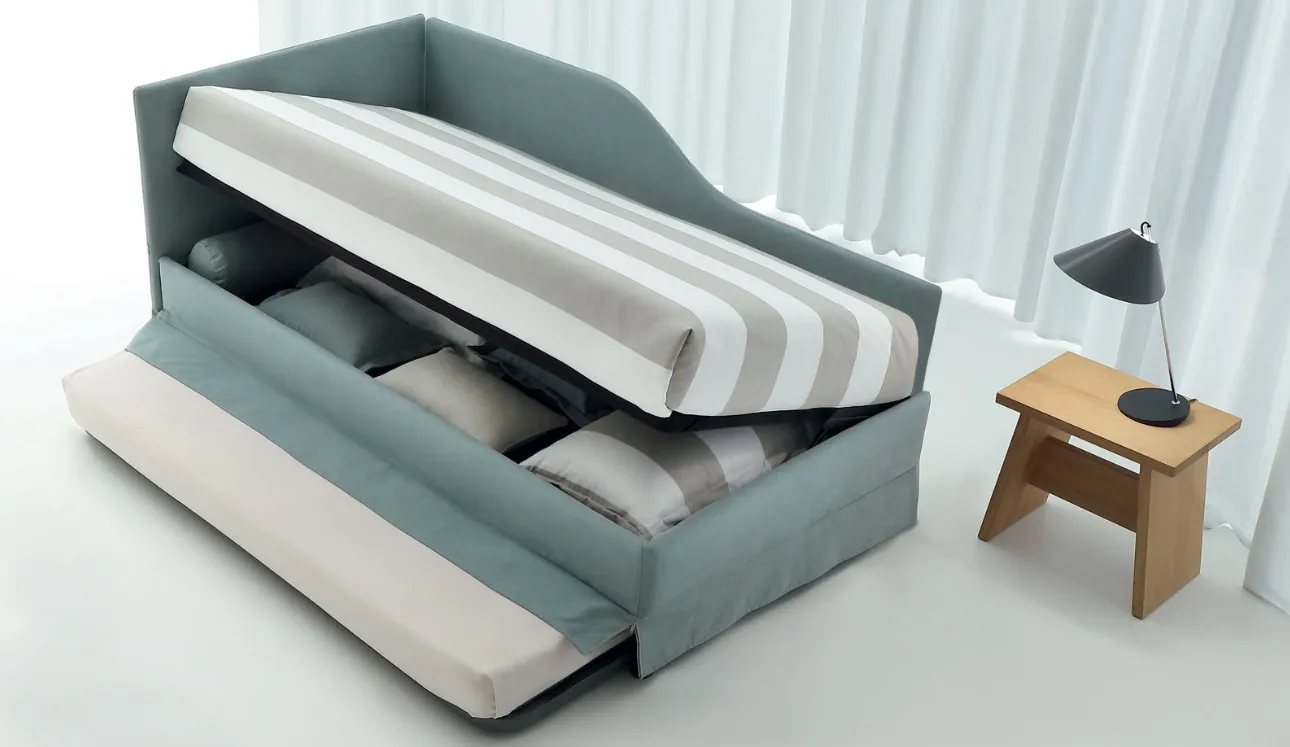 Daybed singolo in tessuto con letto estraibile Golf 331 di Oggioni