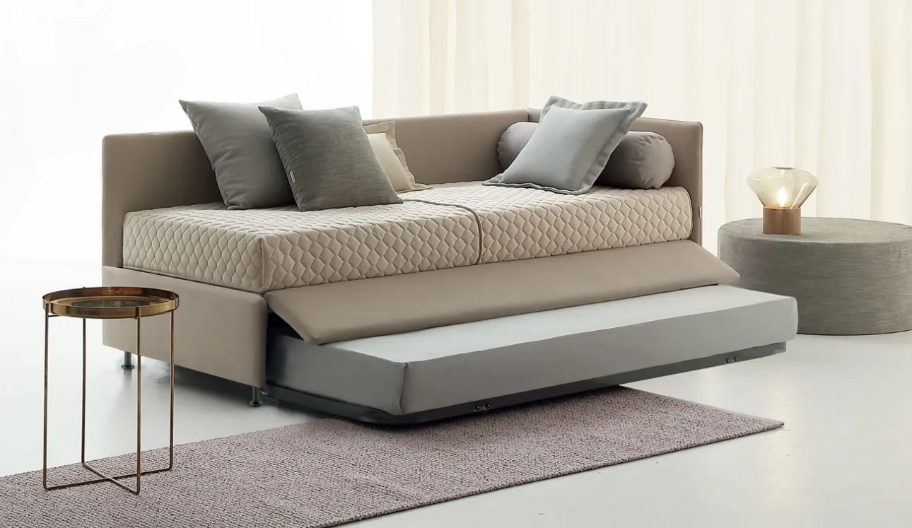 Daybed singolo in tessuto con letto estraibile Golf 417 di Oggioni