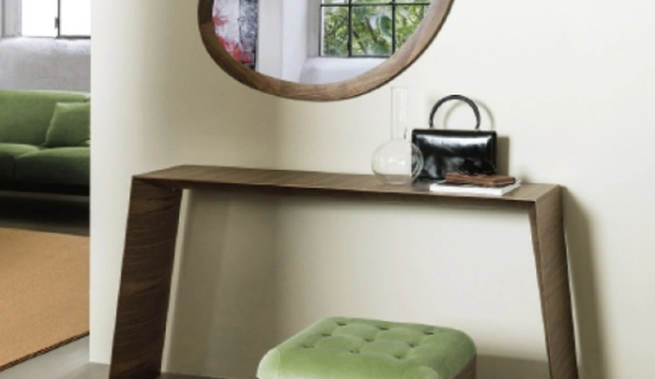 Mobile ingresso Asia di Porada