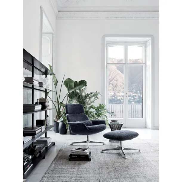 Poltroncina in tessuto KN Collection by Knoll KN02 and KN03 di Knoll
