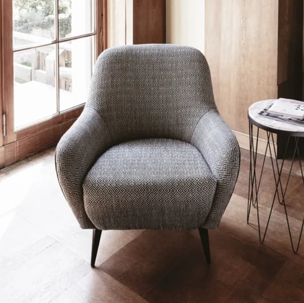 Poltroncina moderna Nido di Vibieffe