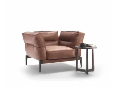 Poltrona Adda in pelle imbottita di Flexform