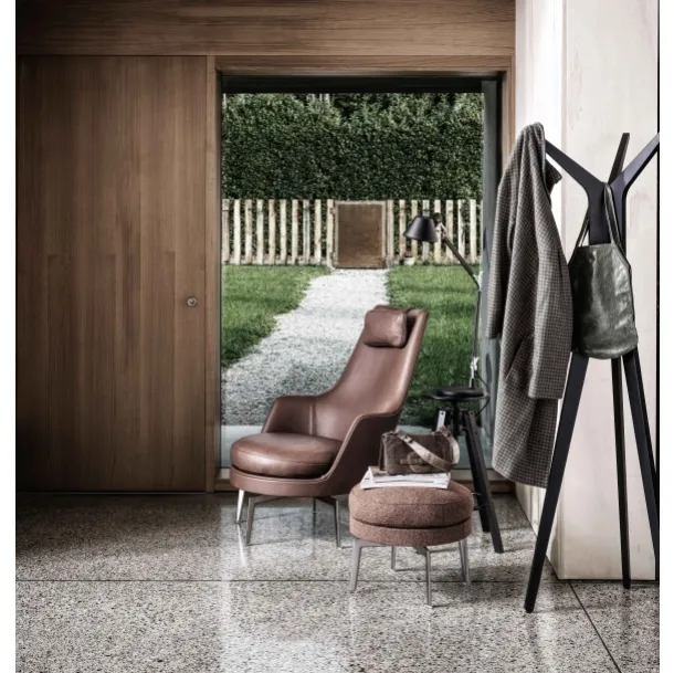 Poltrona in pelle imbottita Guscioalto Soft di Flexform