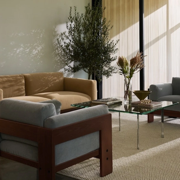 Poltrona imbottita Bastiano Lounge Chair di Knoll