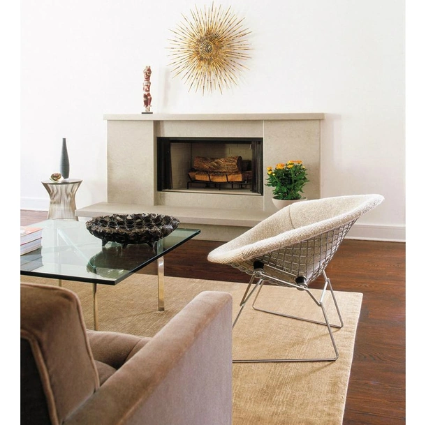 Poltrona Bertoia Large Diamond™ Chair in metallo rivestita in tessuto di Knoll