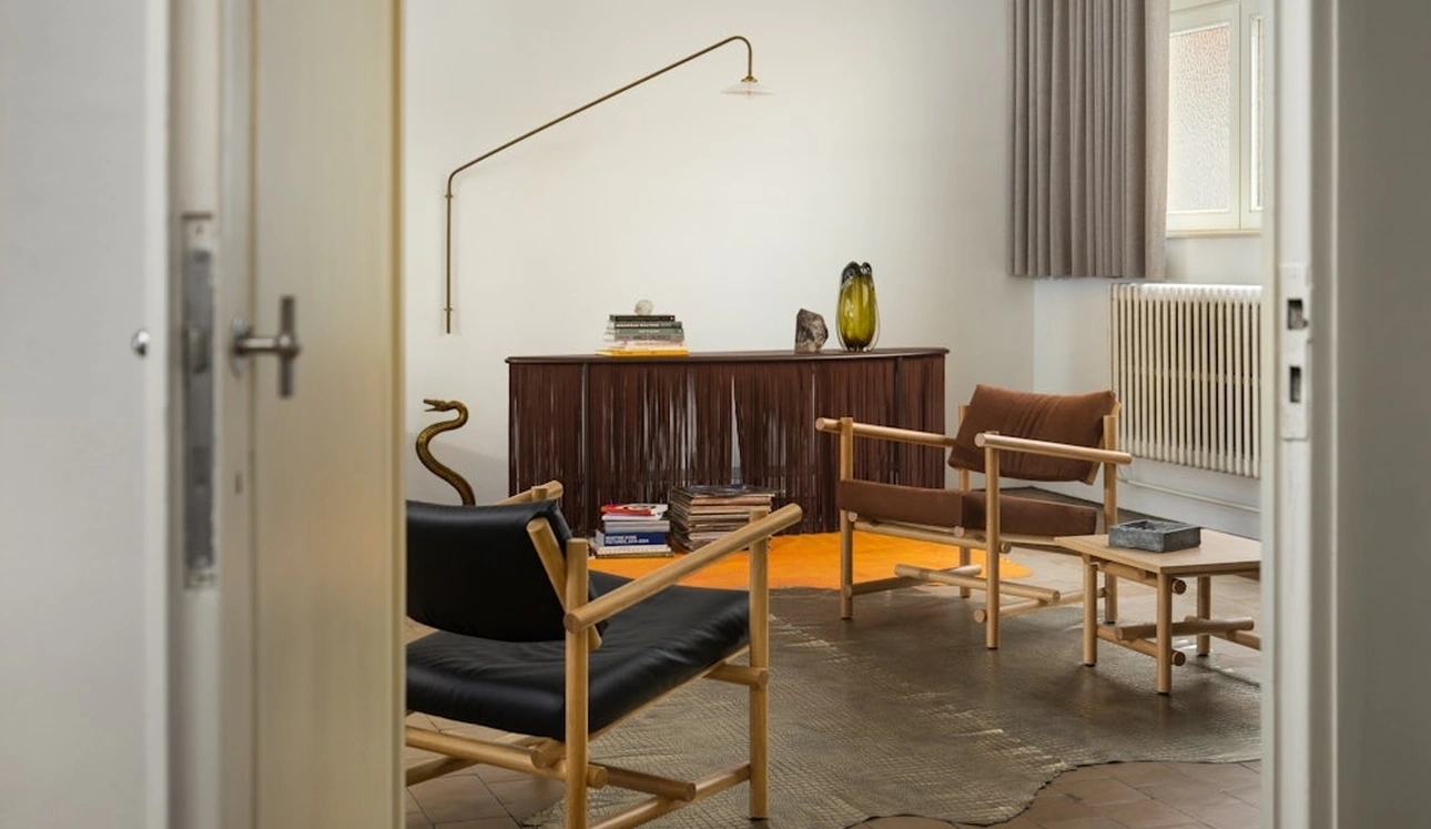Poltrona Muecke Wood di Knoll