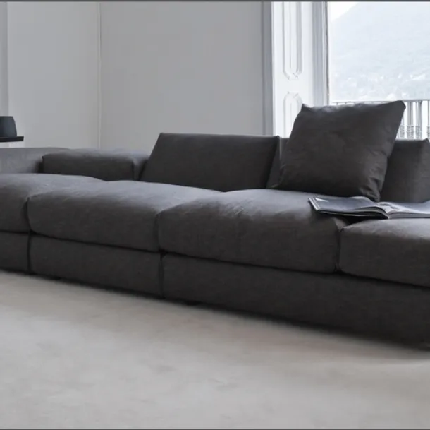 Divano lineare Evosuite di Vibieffe