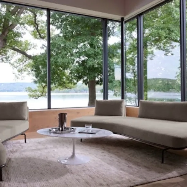 Divano lineare in tessuto Panoramic Sofa di Knoll