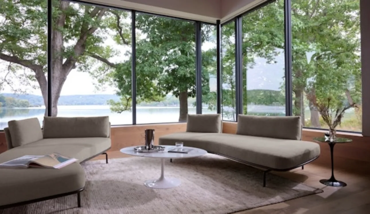 Divano lineare in tessuto Panoramic Sofa di Knoll