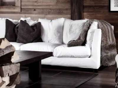 Divano moderno lineare in tessuto Victor di Flexform