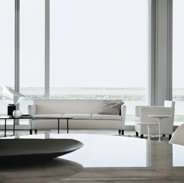 Divano lineare in pelle Bastiano Sofa Collection di Knoll