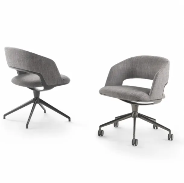 Sedia Alma in tessuto con base girevole in alluminio di Flexform