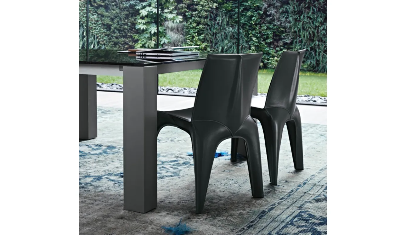 Sedia di design BB completamente rivestita in cuoio di Poliform