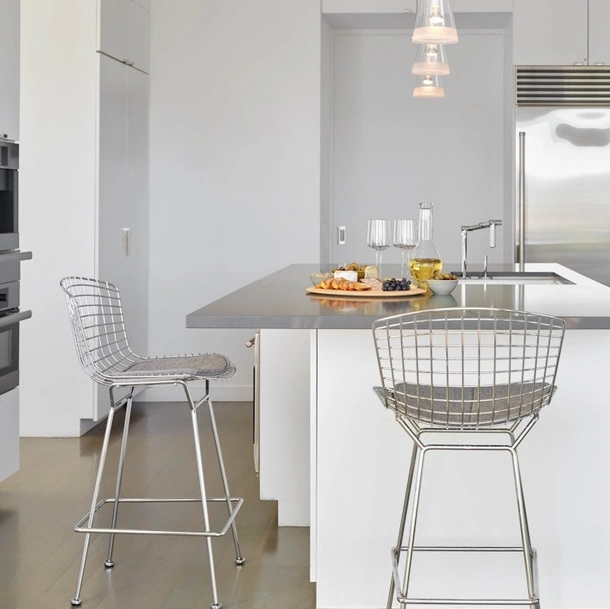 Sgabello Bertoia Stool di Knoll