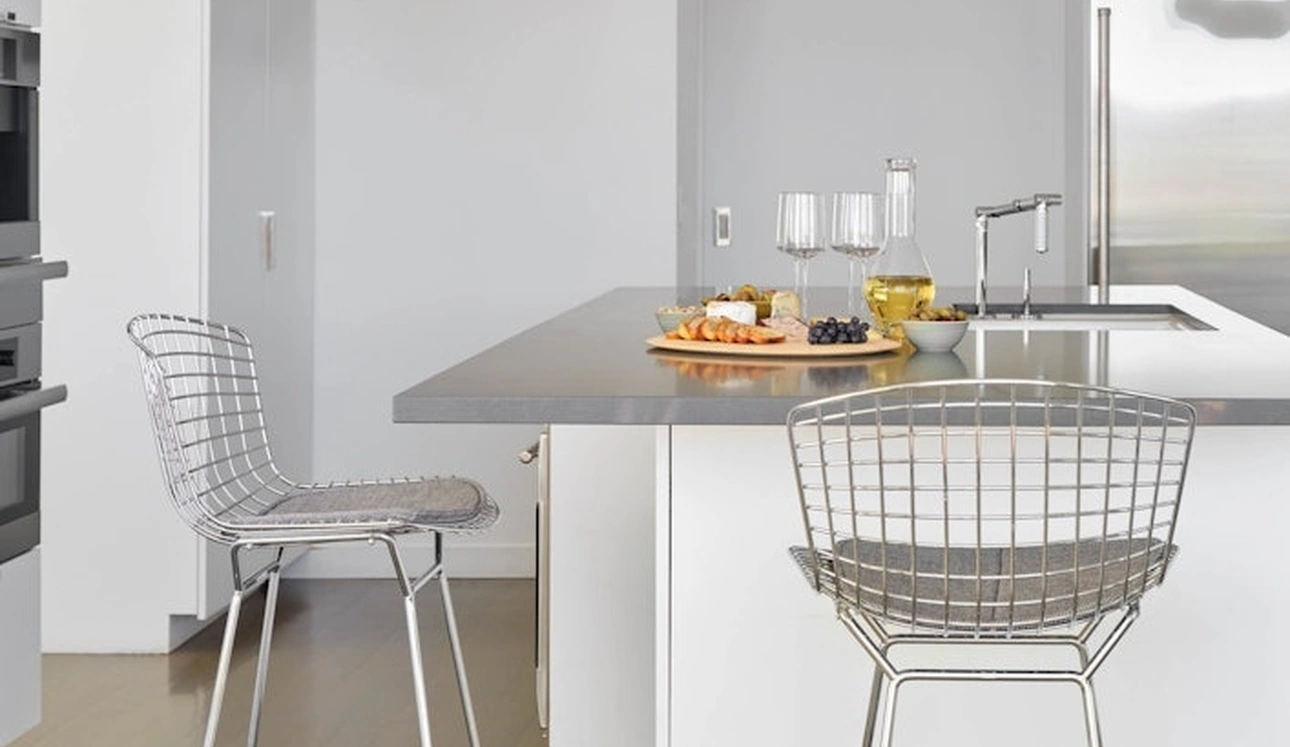 Sgabello Bertoia Stool di Knoll