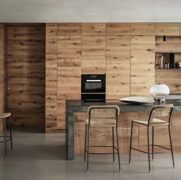 Sgabello First Steps in metallo con intreccio in paglia di fiume di Flexform