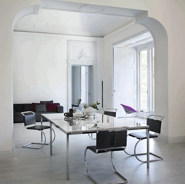Sedia MR Side Chair in pelle di Knoll