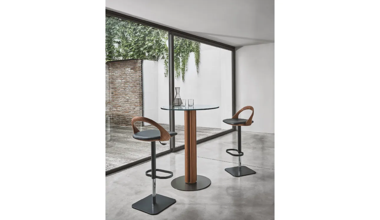 Sgabello di design Ester di Porada