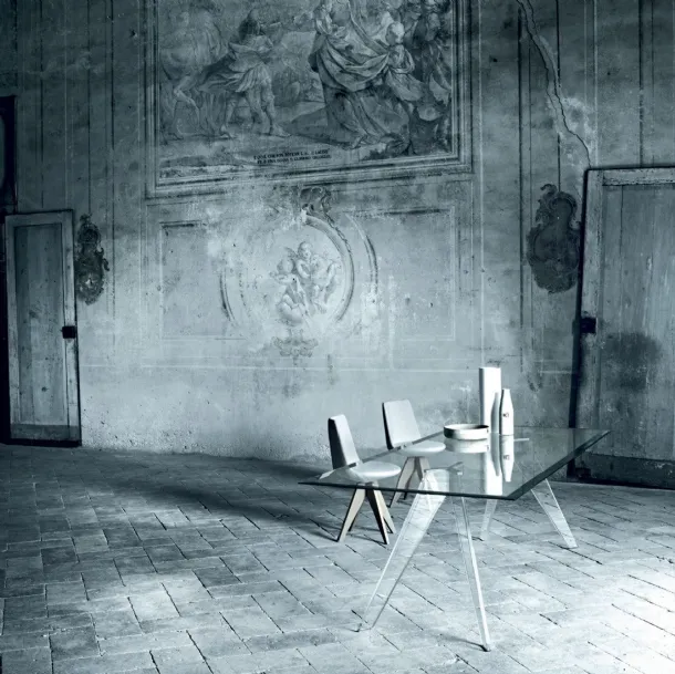 Tavolo Alister di Glas Italia