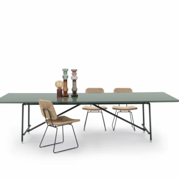 Tavolo in metallo e piano in marmo laccato Any Day di Flexform
