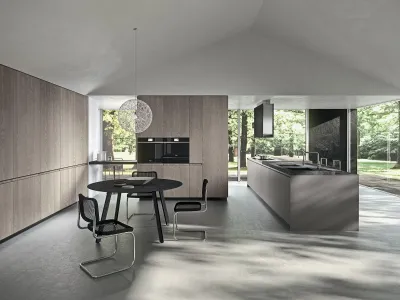 Cucina Design lineare in laccato grigio Londra con top in acciaio e gres Savoia Antracite Ak 05 TailorMade 04 di Arrital