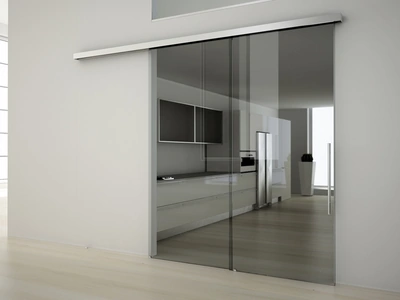 Parete divisoria in cristallo