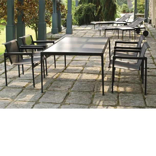 Tavolo e sedie da giardino 1966 Collection In Black di Knoll