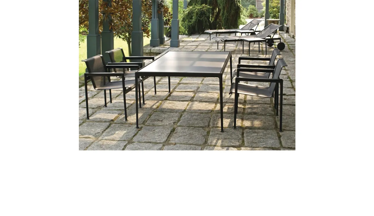 Tavolo e sedie da giardino 1966 Collection In Black di Knoll
