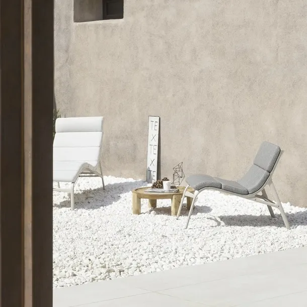 Lettino Longframe soft armrest outdoor di Alias