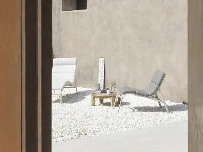 Lettino Longframe soft armrest outdoor di Alias