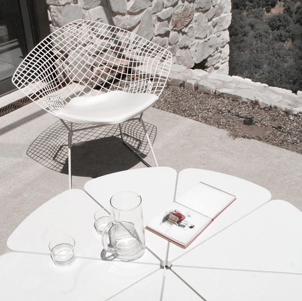 Tavolino Petal® Coffee Table di Knoll