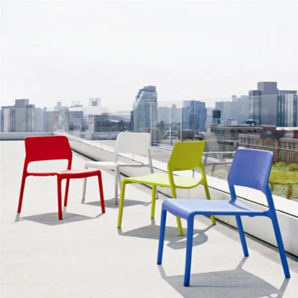 Sedia da giardino Spark Side Chair di Knoll