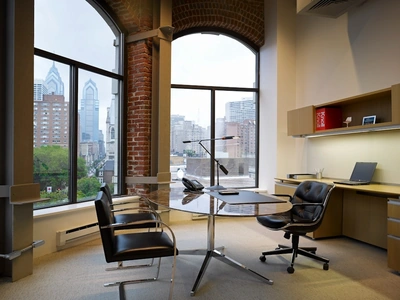 Scrivania Direzionale Florence Knoll Executive Desk Ovale di Knoll