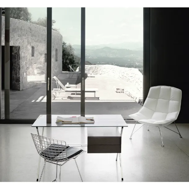 Scrivania Operativa private office con top in vetro Albini Desk di Knoll