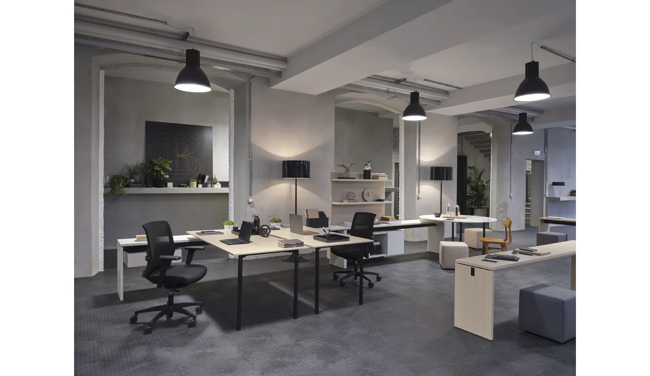 Scrivania operativa Bridge 4 di Citterio Office
