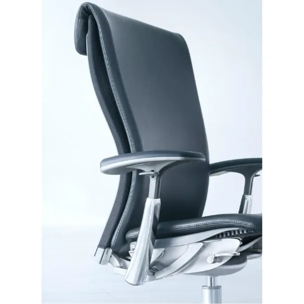 Seduta Operativa in pelle Life Chair di Knoll